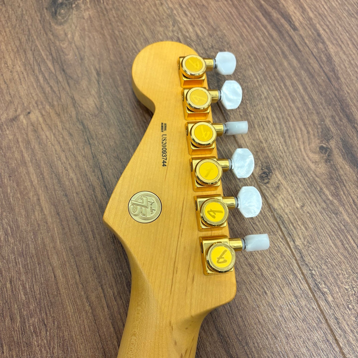 Pre-Owned Fender 75th Anniversary Commemorative Stratocaster - 2-Color Bourbon Burst - 2021