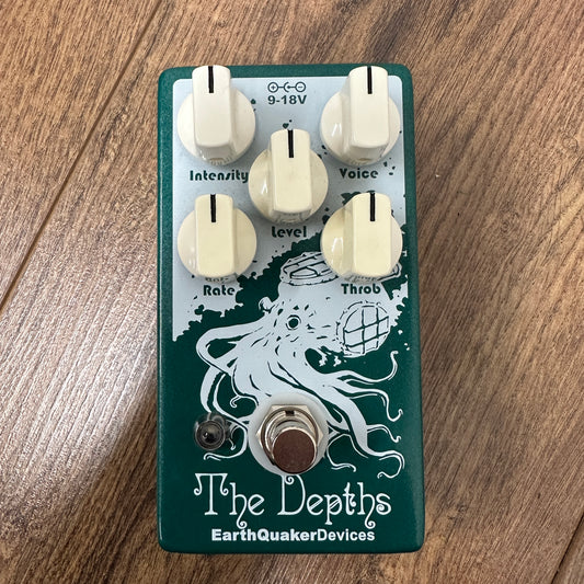 Pre-Owned EarthQuaker Devices The Depths v1 Optical Vibe Pedal
