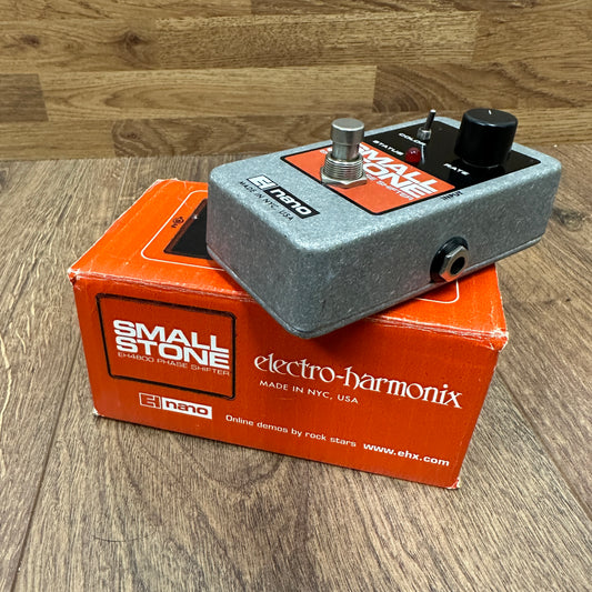 Pre-Owned Electro-Harmonix Small Stone Phase Shifter Pedal